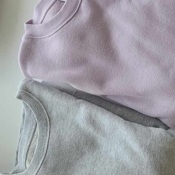 NWOT aritzia TNA cozy fleeze boyfriend crewneck sweatshirt purple 2 - Picture 5 of 11